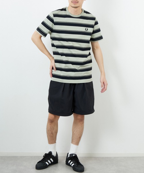 tシャツ 「FRED PERRY/フレッドペリー」 ファインストライプ ワンポイントロゴ刺繍Tシャツ レディース メンズの画像