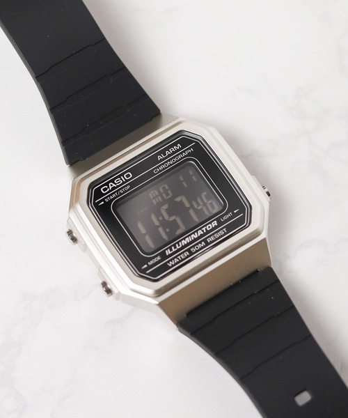 I*X様 【未使用極美品】CASIOコレクションス4点セット　デジタル×１／アナ CASIO 腕時計 /CASIO（カシオ）/ クラシックスクエア デジタル