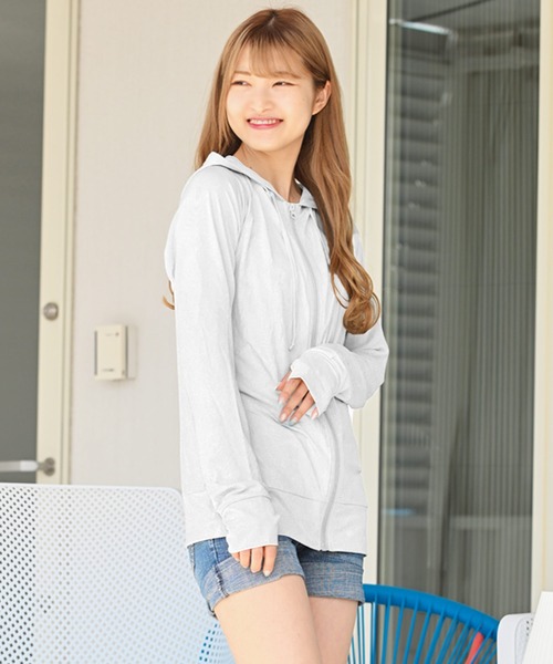 新品未使用　バースデーバッシュ　ジャカードジャケット ホワイト TeddyShop ラッシュガード 「UVカット率 99%以上」レディース