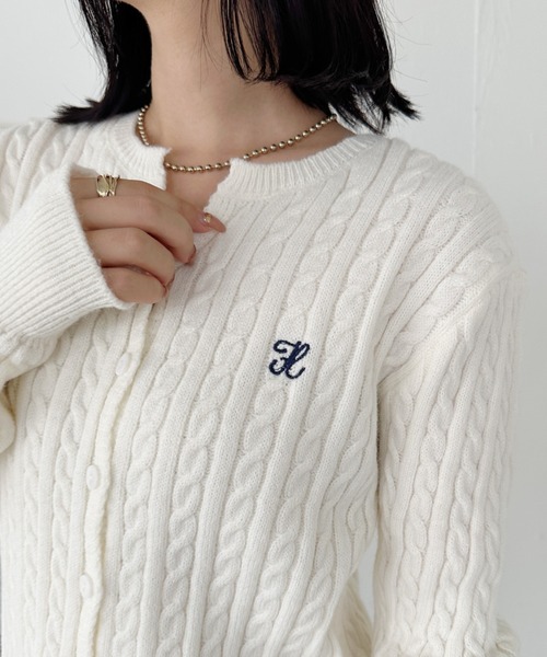 CLEA カーディガン ワンポイント刺繍ケーブル編みニットカーディガン 