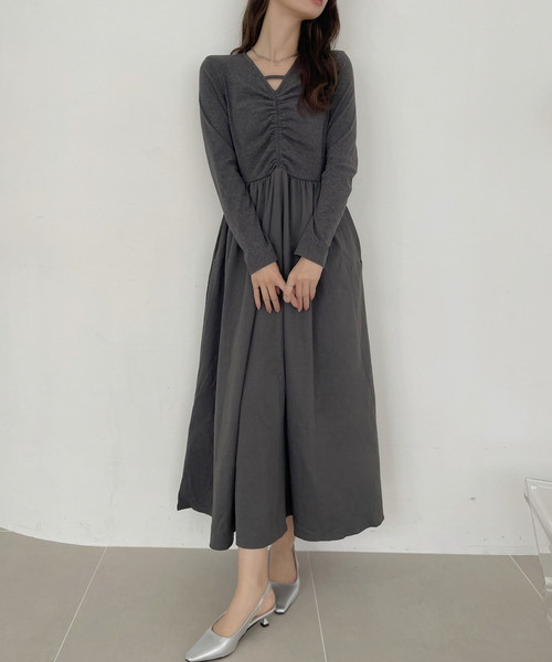 ドッキングカットワンピース Ada. ワンピース フロントシャーリング ドッキング カット ワンピース