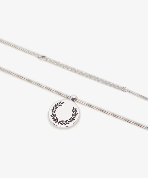 FRED PERRY（フレッドペリー） ネックレス Laurel Wreath Pendant