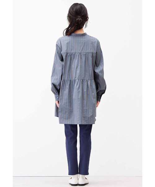 Live in comfort チュニック リブ イン コンフォート パール調ボタンで