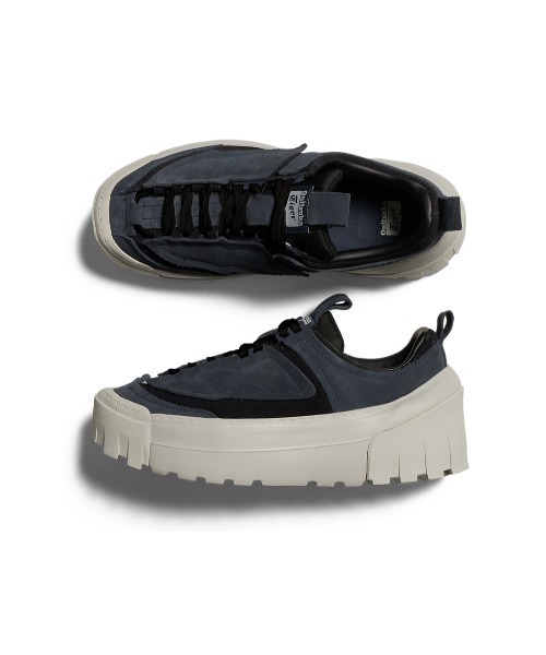 オニツカタイガースニーカー Onitsuka Tiger チャンキーランナー厚底