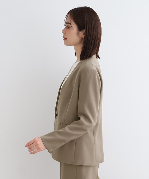 【美品】INDIVI ノーカラー ストレッチ 洗える セットアップスーツ 定番スーツ/洗える/UVケア】ストレッチノーカラージャケット