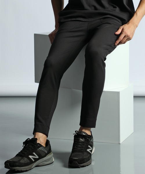 LANVIN en Bleu スラックス ポンチ素材 ジャージ ストレッチ スマート