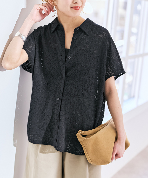極美品半袖フレンチスリーブシャツリネン混　レースドッキングシャツ Spick＆Span（スピック アンド スパン） ブラウス シャツ レース