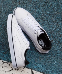 vans weekly court v441