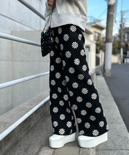 mi via loca パンツ スウェットライク デイジー柄ジャガード