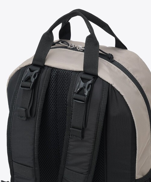コロンビア デイバック リュック 撥水 Columbia／グレートスモーキーガーデン 18L バックパック（リュック）PC収納（13インチ対応）／コロンビア | Columbia | 14