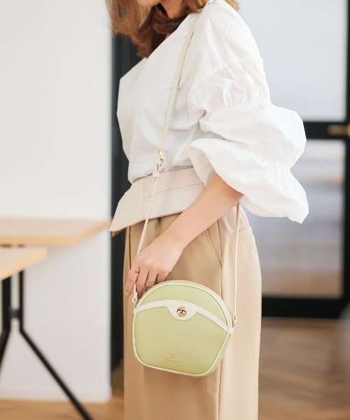Samantha Thavasa Petit Choice ショルダーバッグ バッグ