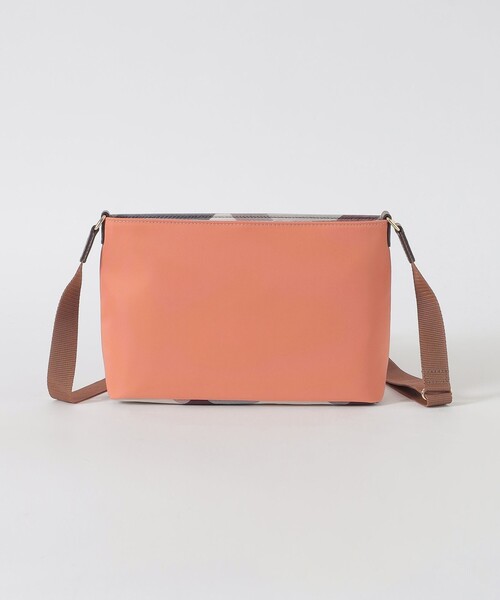 BLUE LABEL CRESTBRIDGE（ブルーレーベルクレストブリッジ