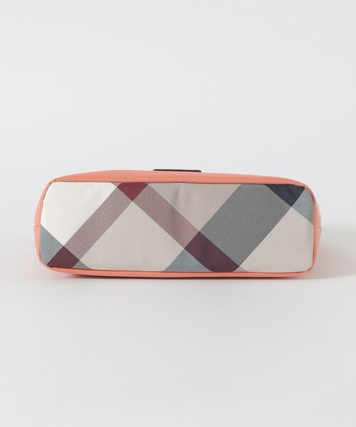 BLUE LABEL CRESTBRIDGE（ブルーレーベルクレストブリッジ