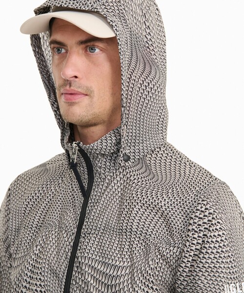 AIGLE（エーグル） ナイロンジャケット 撥水 パッカブル プリント