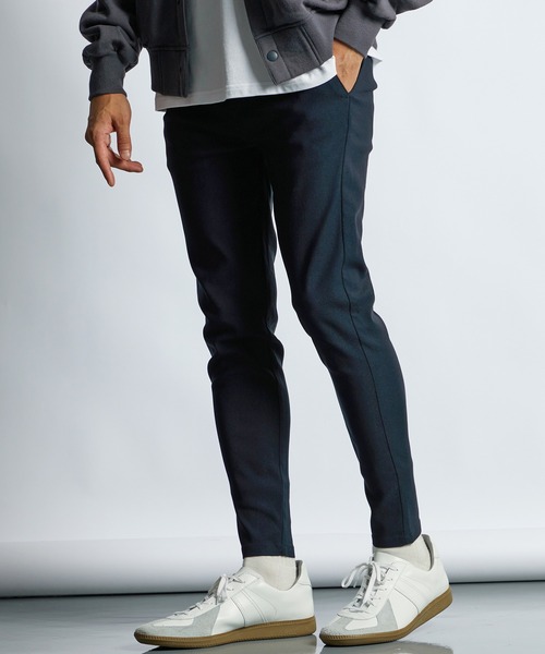 LANVIN en Bleu チノパン 超伸縮「ガムストレッチ」スキニー イージー