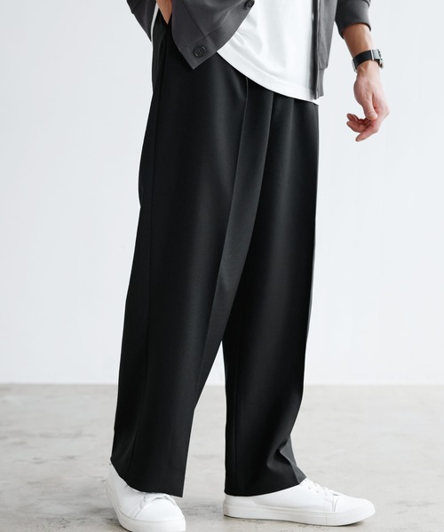 SPU（スプ） スラックス 防シワ・ストレッチ/セミワイドシルエット