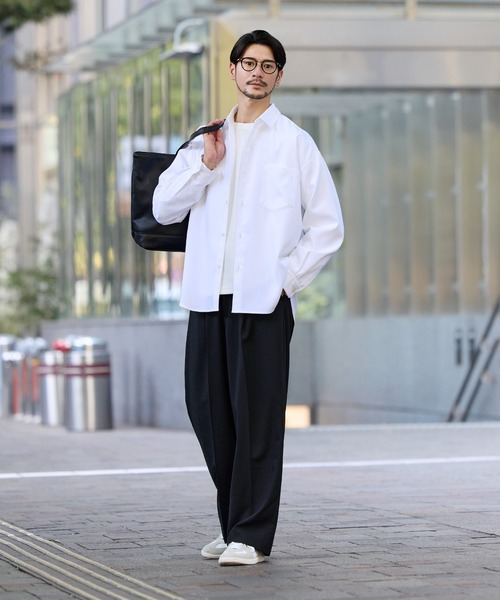 SPU（スプ） スラックス 防シワ・ストレッチ/セミワイドシルエット