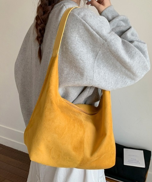 ショルダーバッグ バッグ 「A4対応」太ベルトワンハンドルスエード