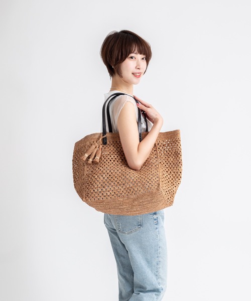 Rabarany ラバラニー 刺繍ラフィアバッグ 南仏ニース購入 本革ハンドル かごバッグ カゴバッグ 「Rabarany」かごバッグ ラフィア素材 トート