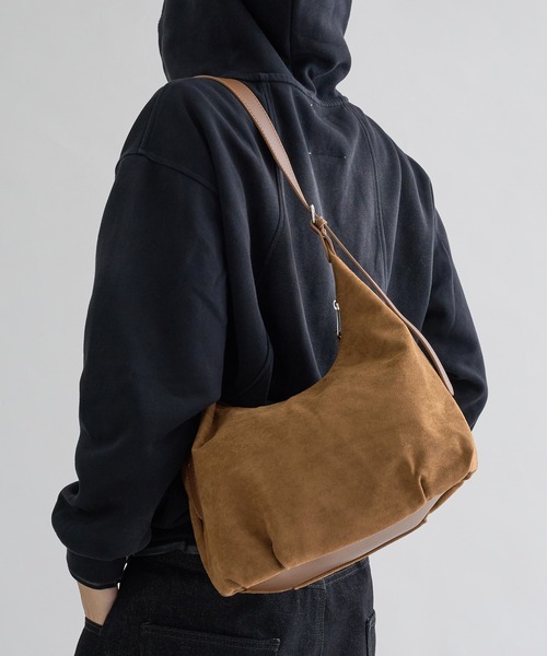 ショルダーバッグ Compact suede like shoulder bag / コンパクト
