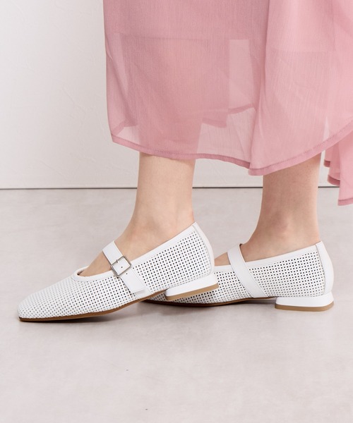 パンプス 「Made in Japan」「HIMIKO」パンチングレザーメリージェーンパンプス/651103の画像