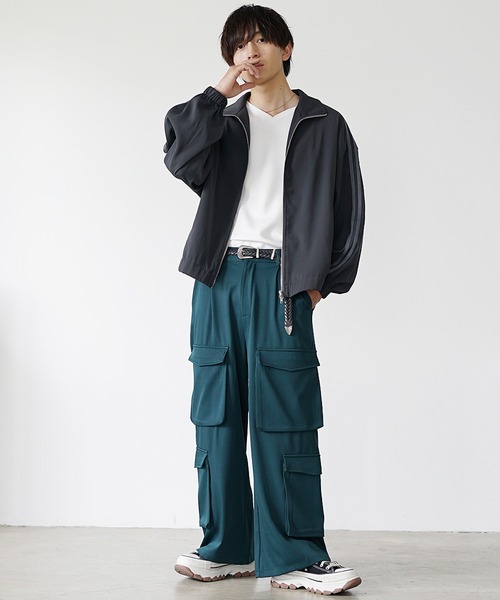 MinoriTY（マイノリティ） カーゴパンツ さら艶スラックス生地マルチ