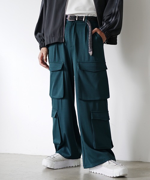 MinoriTY（マイノリティ） カーゴパンツ さら艶スラックス生地マルチ