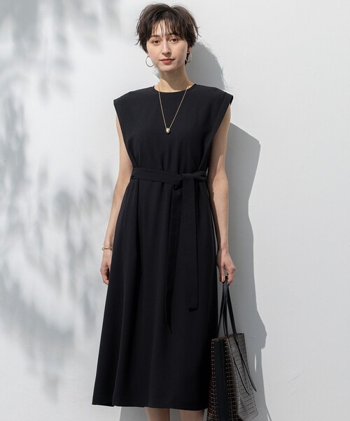 ニジュウサンク ワンピーススーツ美品  - 23区（ニジュウサンク） ワンピース 「吸水速乾/UVカット/接触冷感