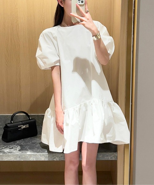 【関税込み】HYEIN SEO SSENSE限定 ホワイト ミニワンピース HYEIN SEOのSSENSE 日本限定 ホワイト ミニドレスがセール中