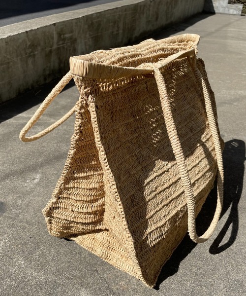made in madaベージュ トートバッグ MADE IN MADA（メイドインマダ）の「MADE IN MADA/ALICE MM BAG