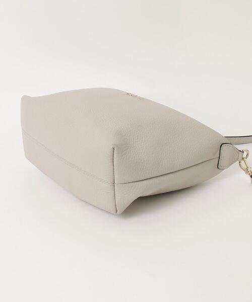 FURLA ホワイト 本革 バッグ ショルダーバッグ FURLA 【数量限定セール】フルラ バッグ レディース ショルダー