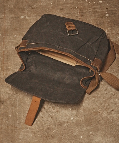 「ALL RUNS」 ショルダーバッグ FREE ブラック メンズ_画像4