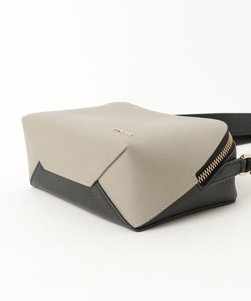 【新品未使用タグ付き】ワンショルダーバッグ　フルラ　グレー FURLA（フルラ） ショルダーバッグ - グレー レディース : ZOZOTOWN
