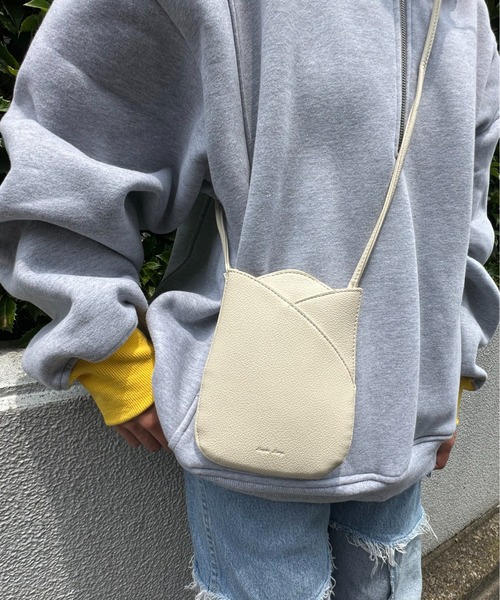 Legato Largo（レガートラルゴ） スマホショルダー ショルダーバッグ