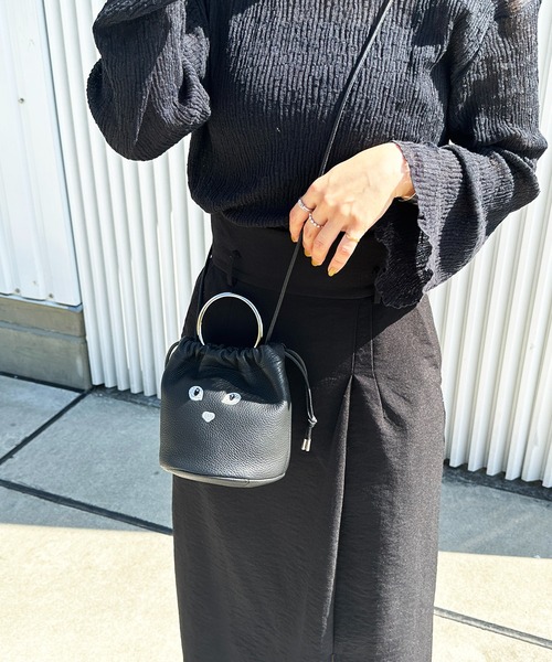 Beau're（ヴュレ） ショルダーバッグ バッグ BEAURE カウレザー 黒ネコ