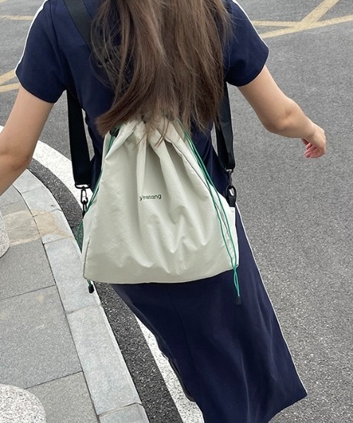 BABYL リュック バックパック デイパック、ザック ナップサック LADY LIKE（レディライク） デイバック リュック ワンポイント入り巾着