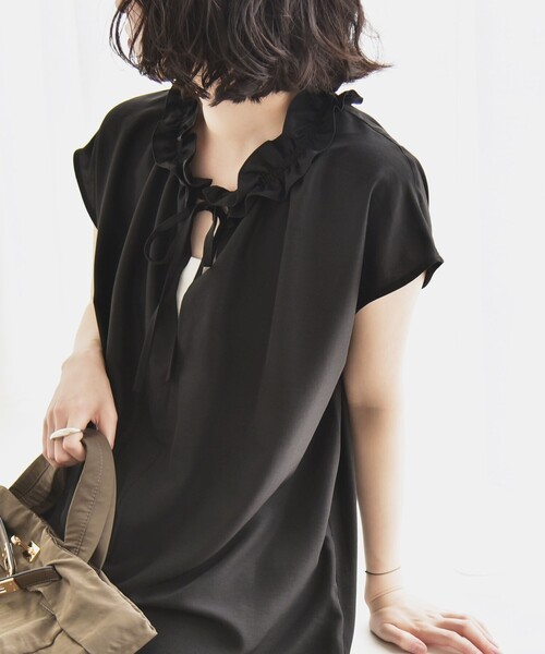 SHIPS for women / シップスウィメン quaranciel:〈洗濯機可能〉フリルカラー リボン フレンチスリーブ ブラウス SHIPS｜quaranciel:<洗濯機可能>フリルカラー リボン フレンチ