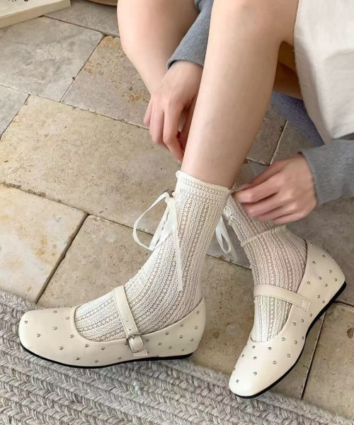 メゾンドフルール エトワール気取るバレエシューズ パンプス L Mejoul バレエシューズ パンプス ストラップ付 スクエアトゥスタッズ
