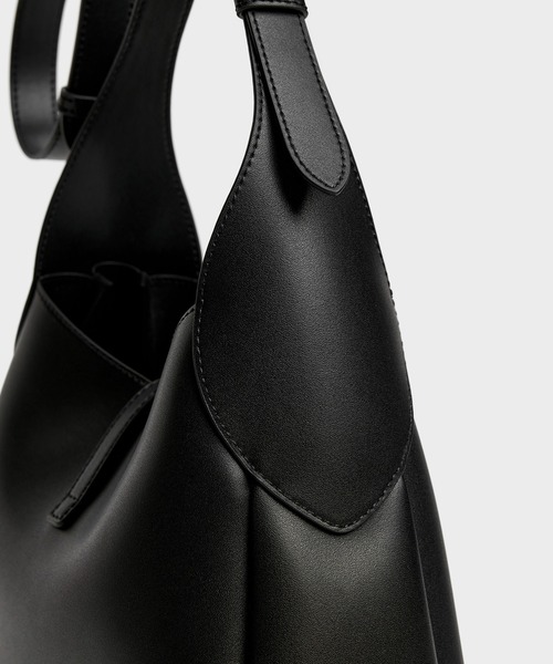 CHARLES ＆ KEITH（チャールズ&キース） ショルダーバッグ バッグ