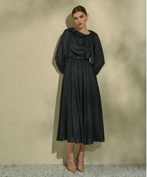 ERADIE ショルダーリボンサテンドレープワンピース ３／５まで ERADIE（エラディエ） ワンピース Shoulder Ribbon Satin Drape one