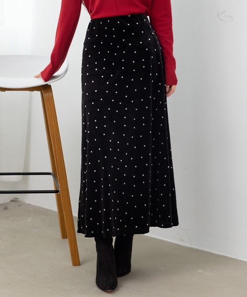 DAY CLOSET スカート 「ロング丈/ゴム入り」艶やかな光沢で大人の