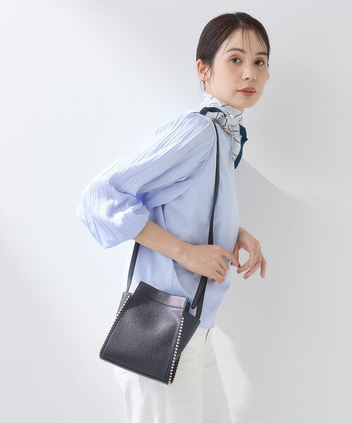 INDIVI（インディヴィ） ショルダーバッグ バッグ 「合皮」スタッズ風 