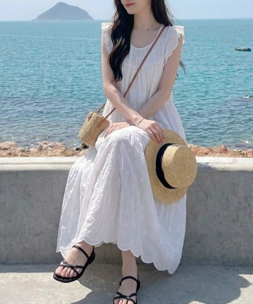Maison Calme ワンピース 夏 「26春夏新作」カットワーク刺繍レース