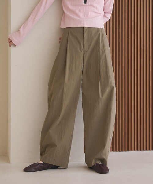 25SS今季新品　接触冷感 BEAUTY&YOUTH タック カーブパンツ BEAUTY＆YOUTH UNITED ARROWS パンツ タックカーブパンツ