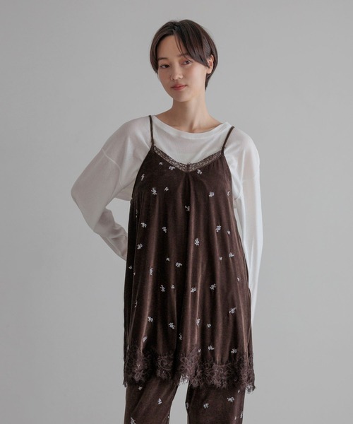 LOWRYS FARM（ローリーズファーム） ワンピース ベロアシシュウレース