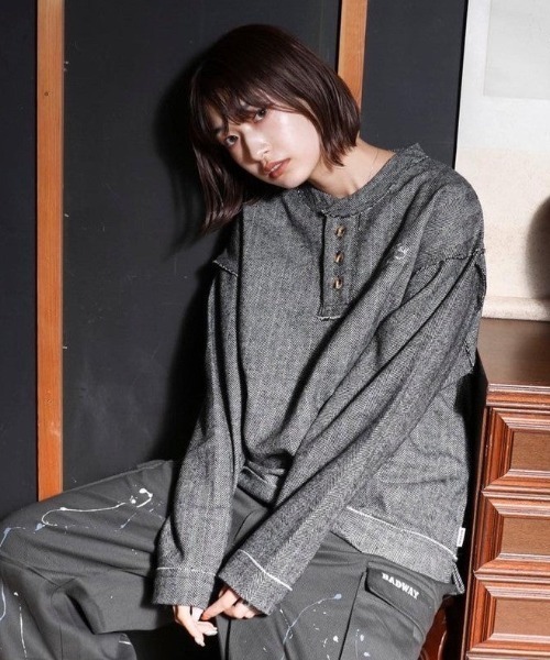 BADWAY（バッドウェイ） tシャツ Inside out Henry TEE メンズ