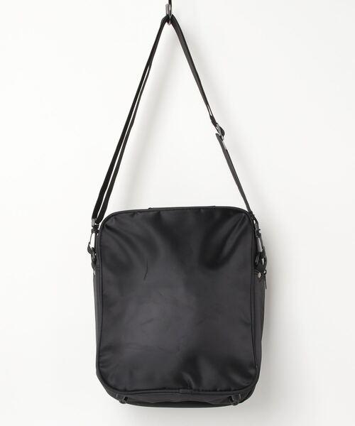 FUNALIVE（ファンアライブ） ショルダーバッグ VALENTINO MICHELLE