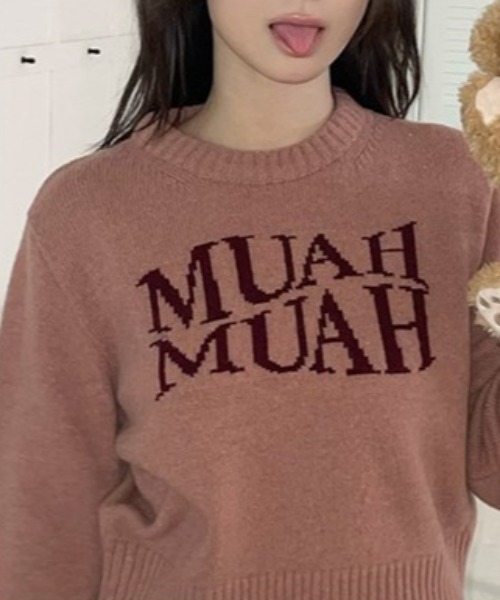 ニット セーター A'GEM/9 × .kom 「muah muah/ムーアムーア」 LAMBSWOOL JACQUARD ROUND KNIT/ラム ニット セーター A'GEM/9 × .kom 「muah muah/ムーアムーア