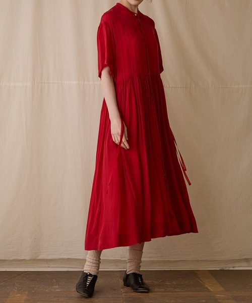 suzuki takayuki（スズキタカユキ） ワンピース flared-sleeve dress