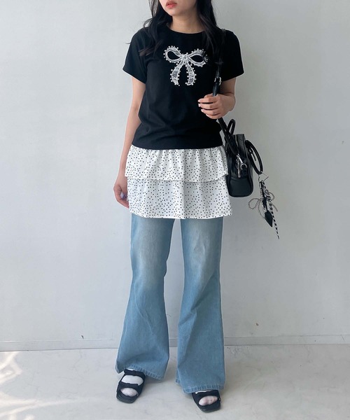 お値下げしました♡ビーズ装飾 濃紺 半袖Tシャツ フリルデザイン ビーズ装飾 濃紺 半袖Tシャツ フリルデザイン - メルカリ